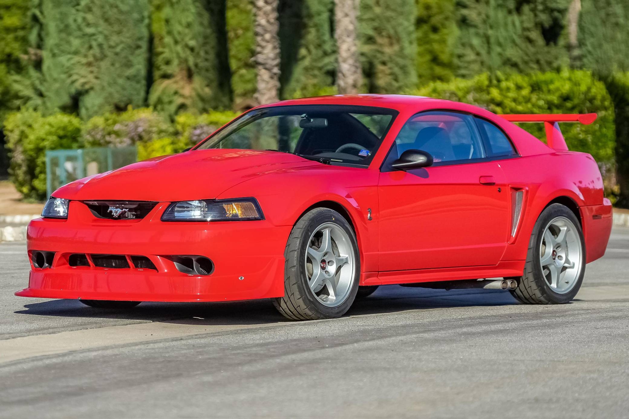 2000 ford svt cobra r