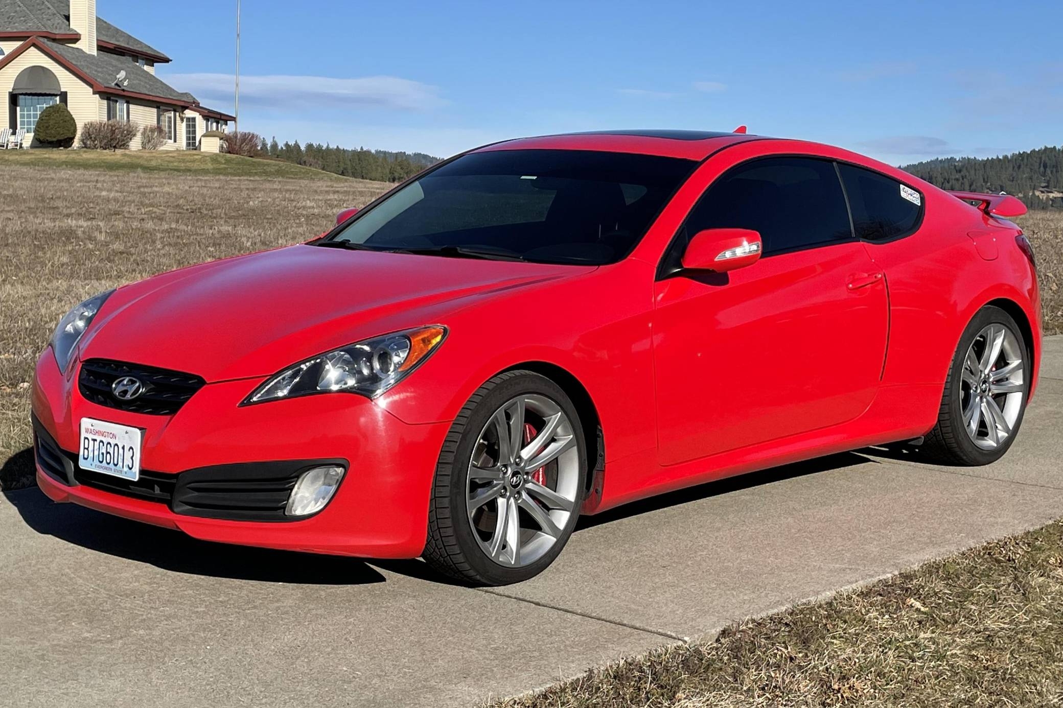 hyundai genesis coupe red hyundai genesis coupe red