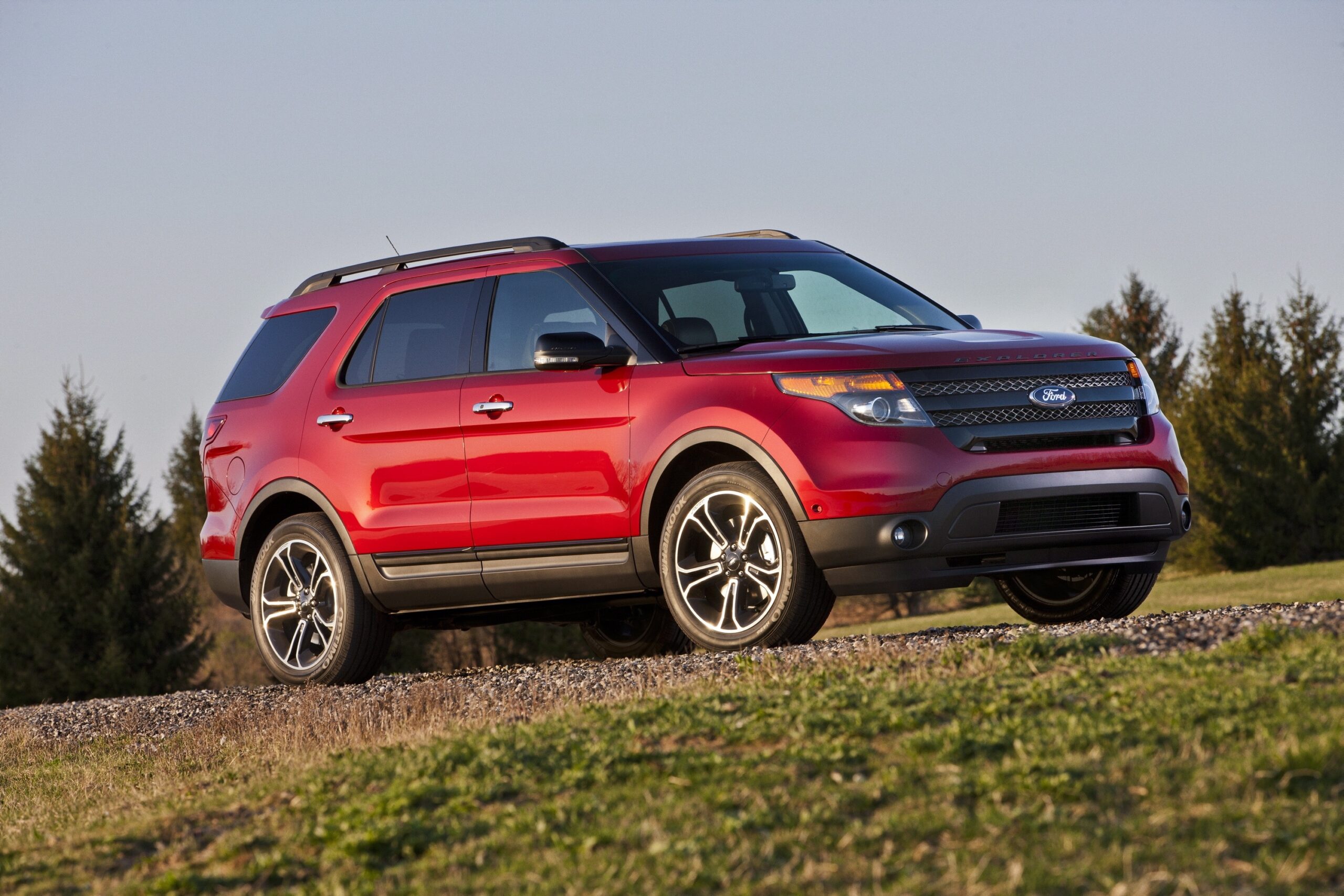 2013 Ford Explorer Review Ratings Specs Prices And Photos The Car Connection