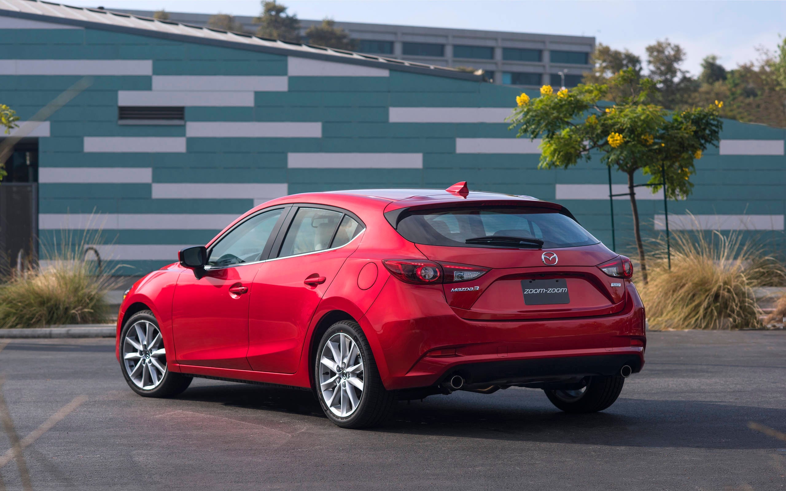 mazda 3 grand touring hatchback