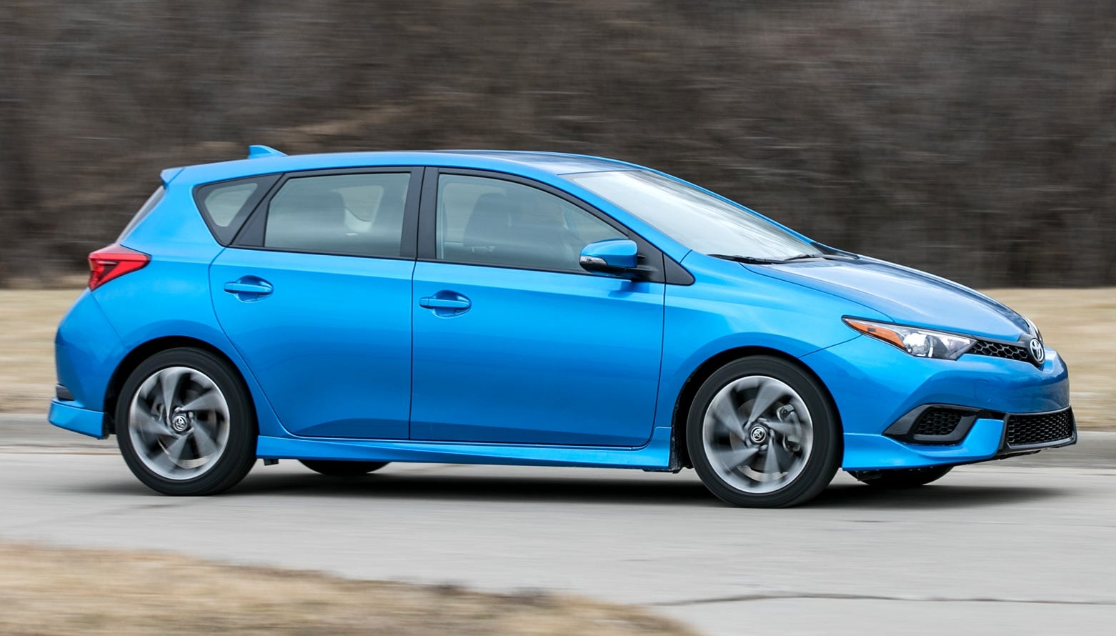 2017 toyota corolla im