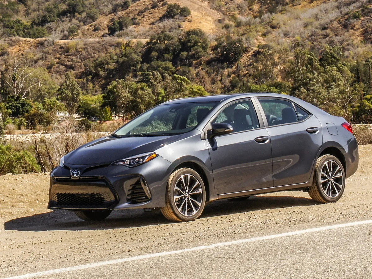 auto toyota corolla 2017