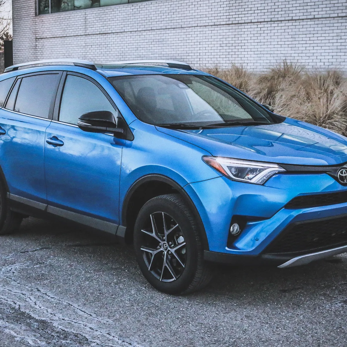 toyota rav4 suv 2017