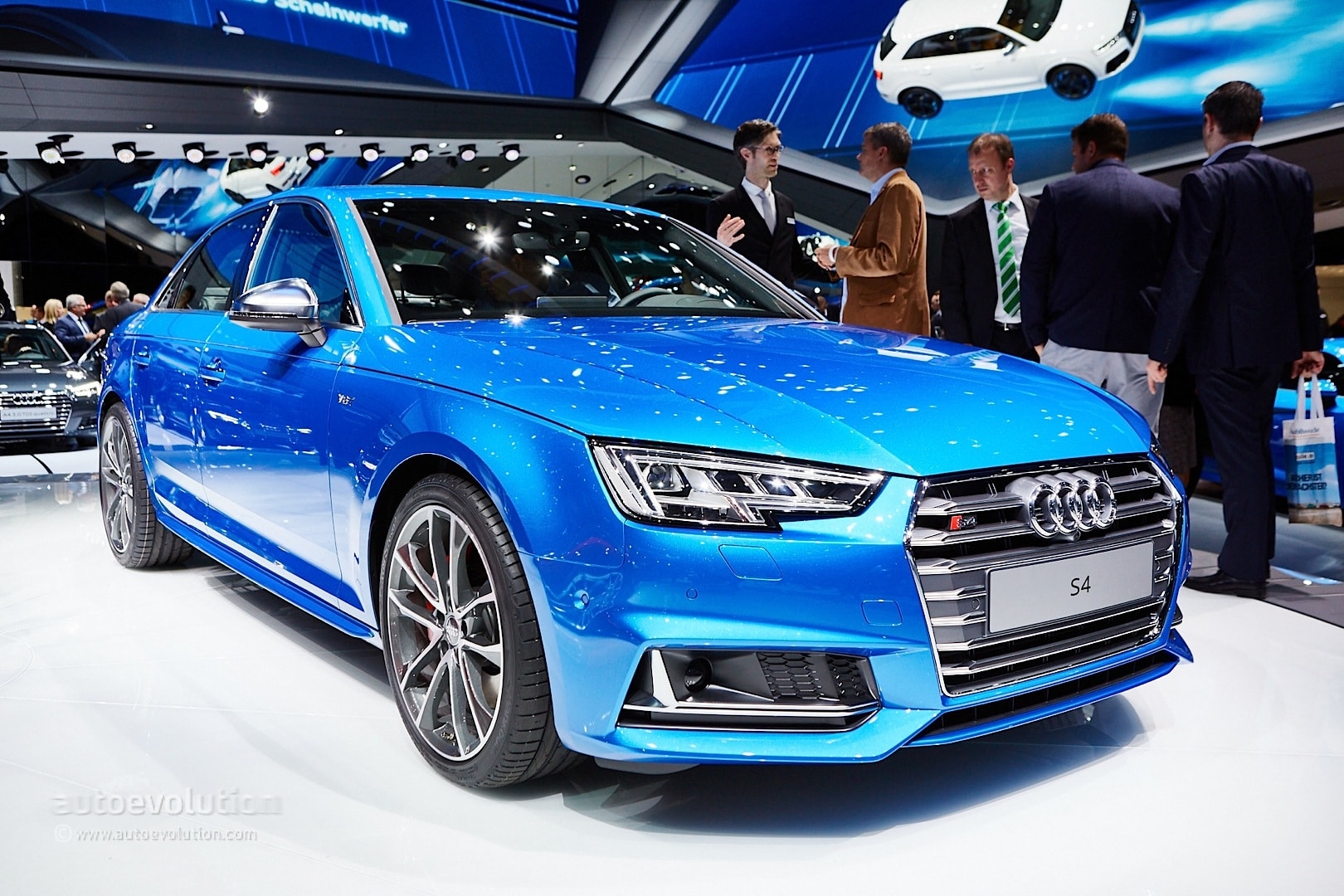 2018 Audi S4 Specs And Pricing Announced In The US 0 To 60 In 4 4 Seconds Autoevolution