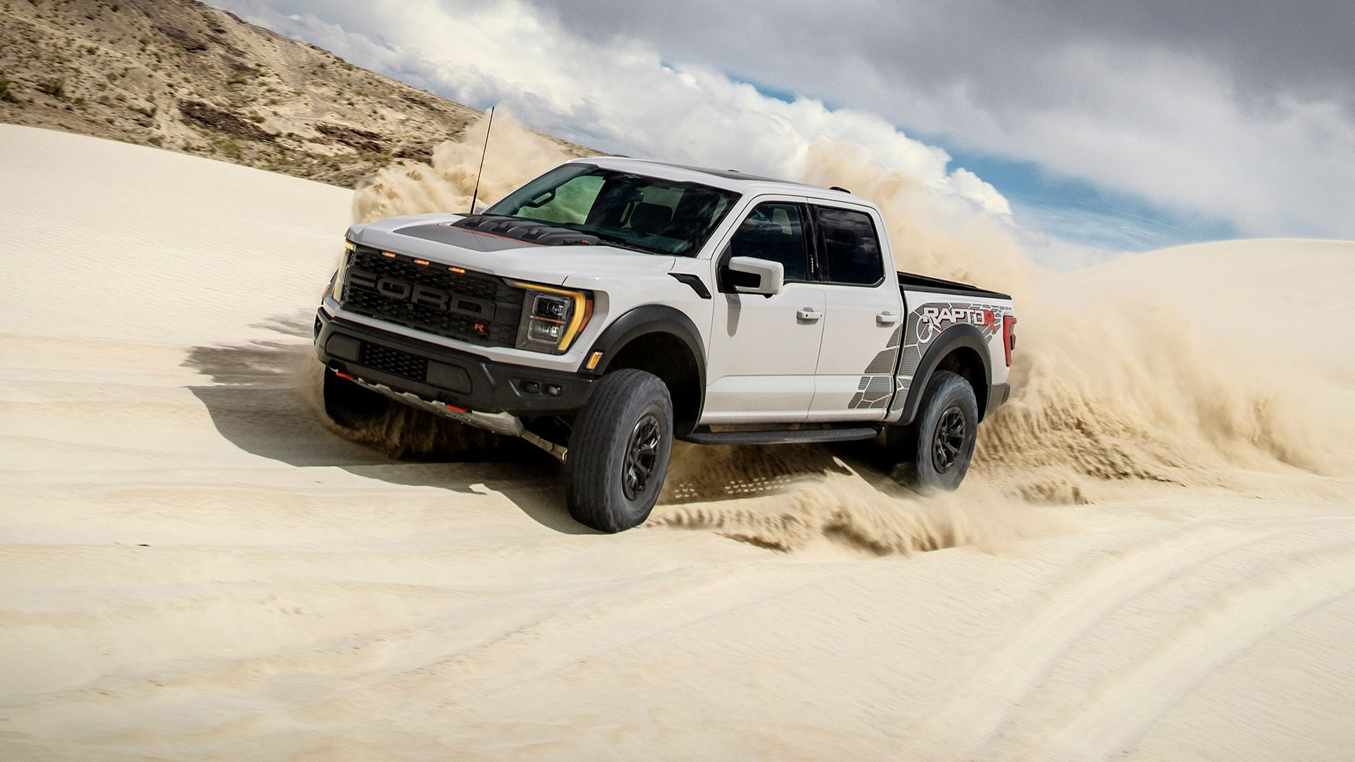 2023 Ford F 150 Raptor R MotorWeek