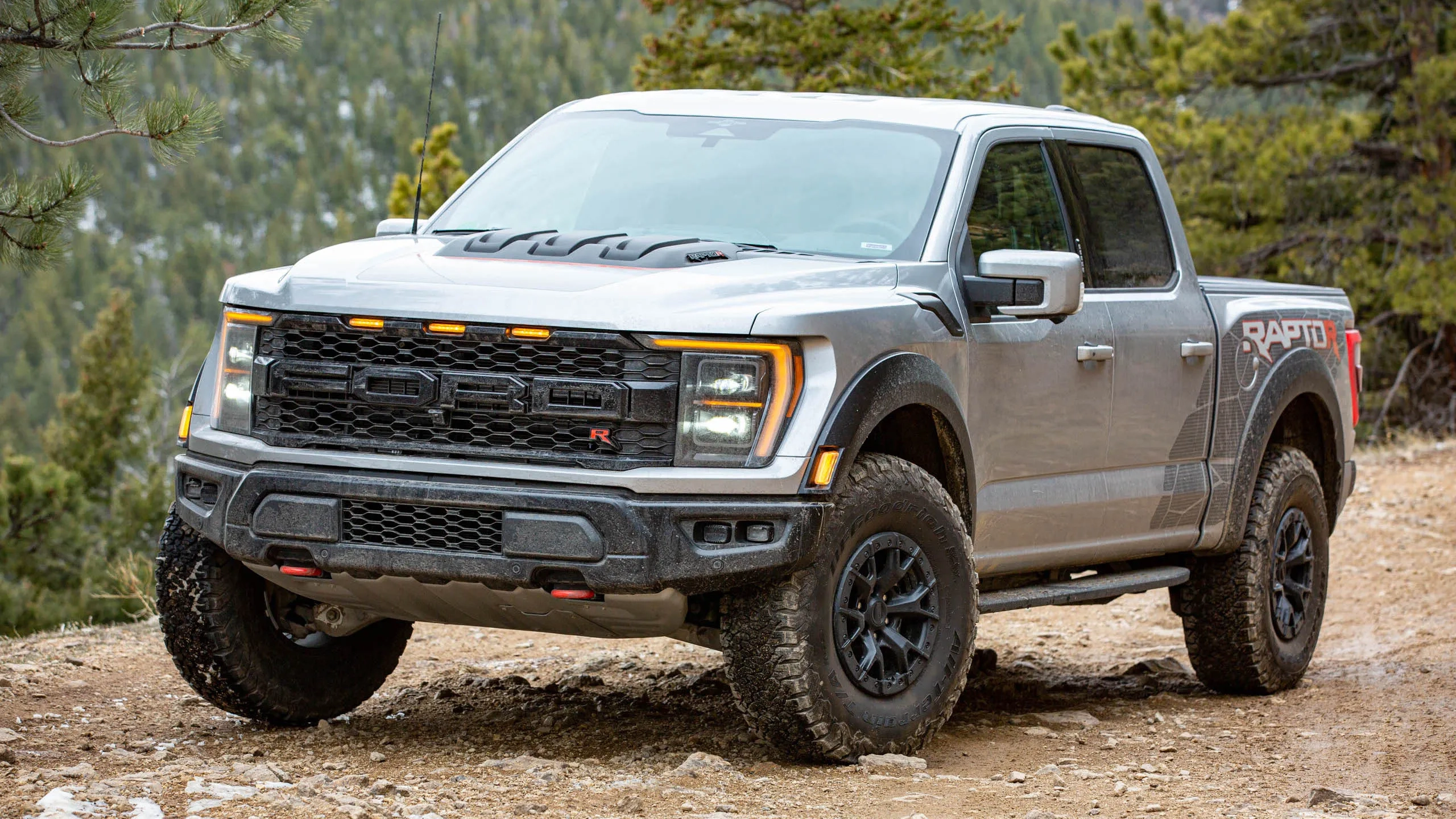 ford raptor gas mileage
