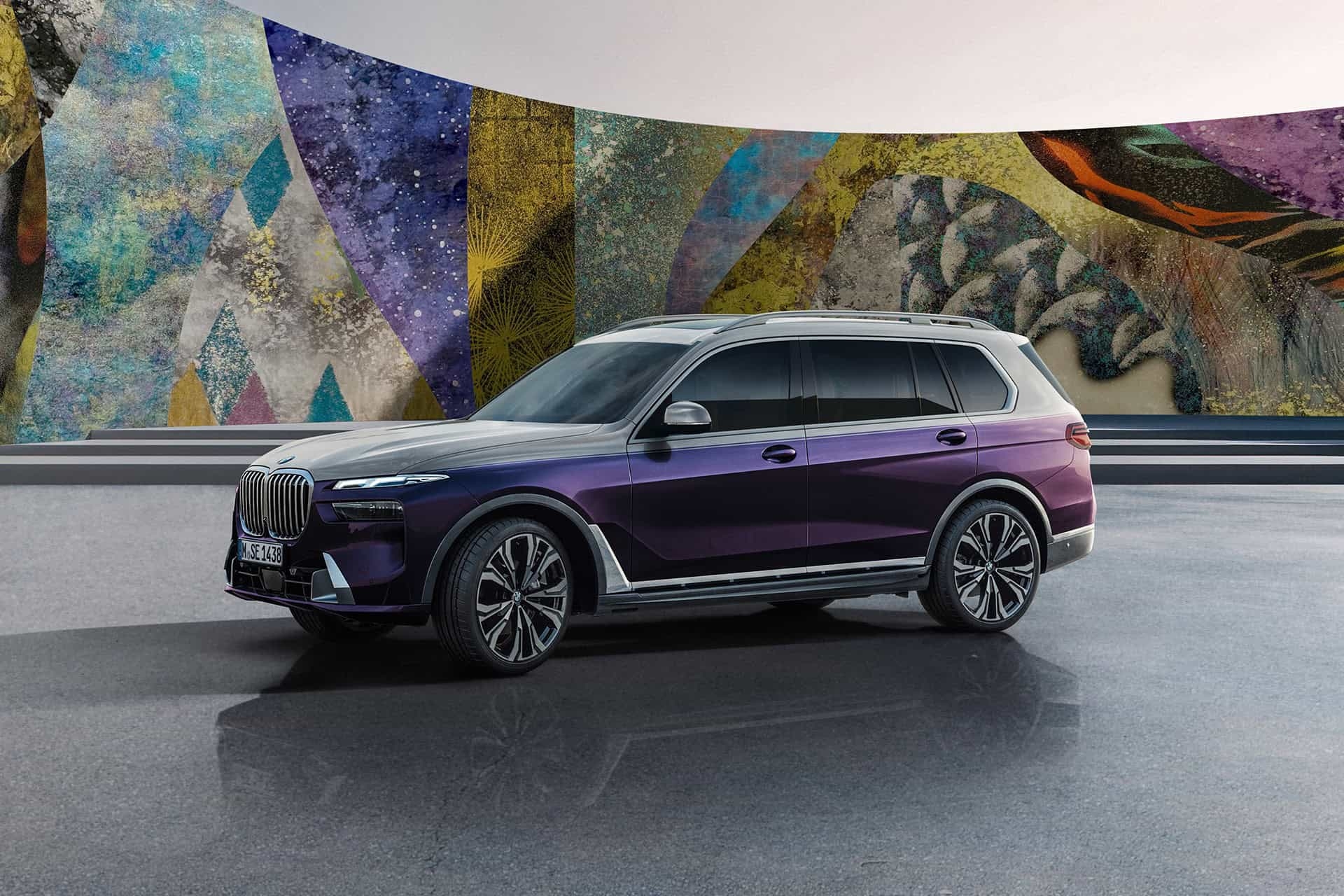 BMW Is Now Selling A Two Tone X7 With A Wild Interior