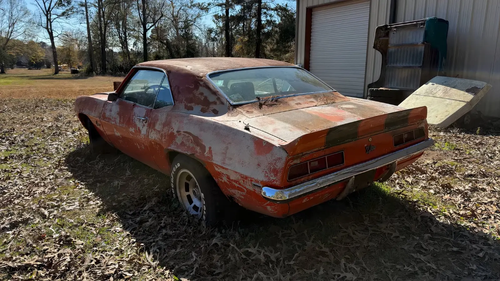 chevrolet camaros barn find