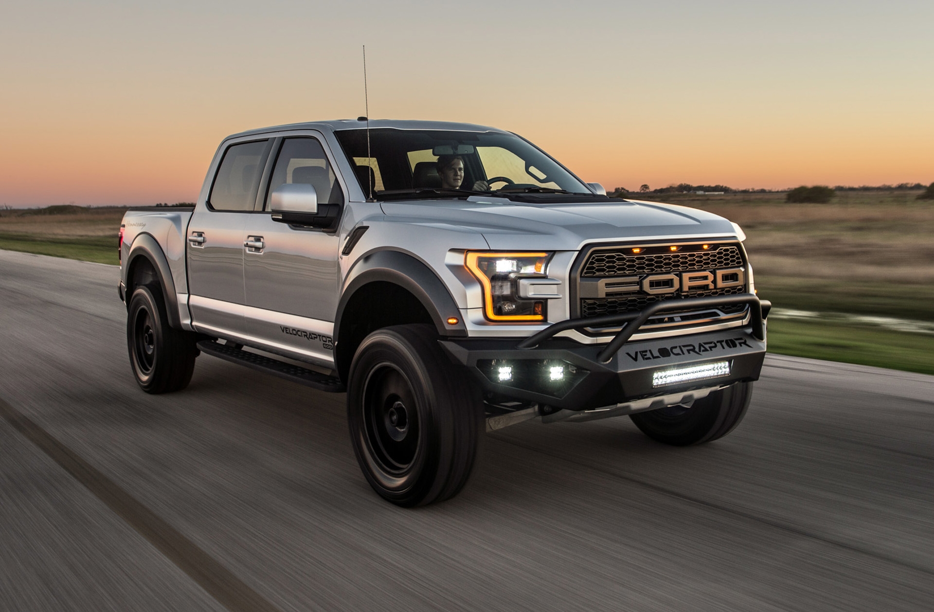 ford raptor 0-60 mph