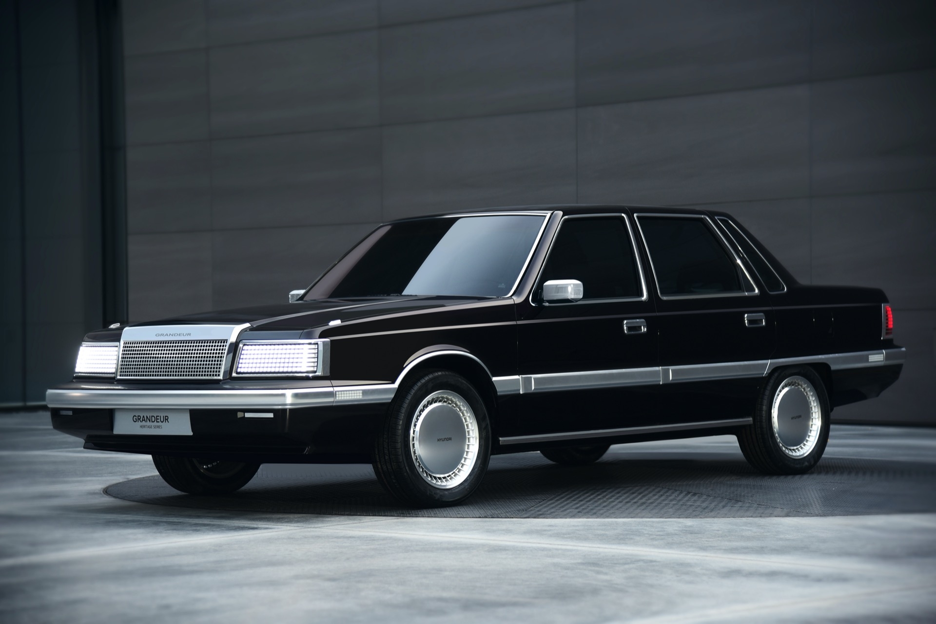Hyundai Grandeur EV Restomod Dresses Up 1980s Design With Ioniq Models Pixel Lighting