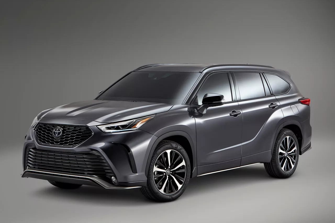 2021 toyota highlander xle