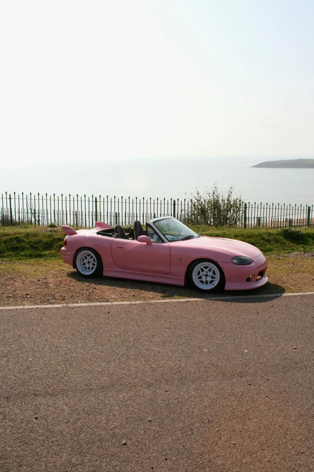 pink mazda mx 5 pink mazda mx 5