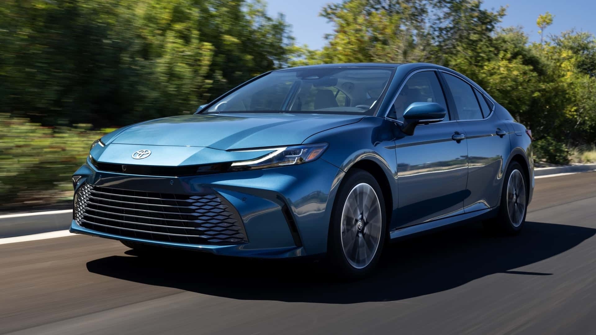 2025 toyota camry reviews